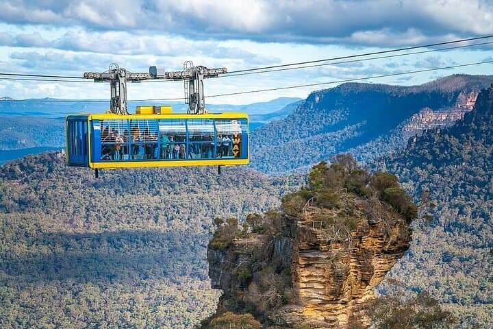 Blue Mountains escarpment view