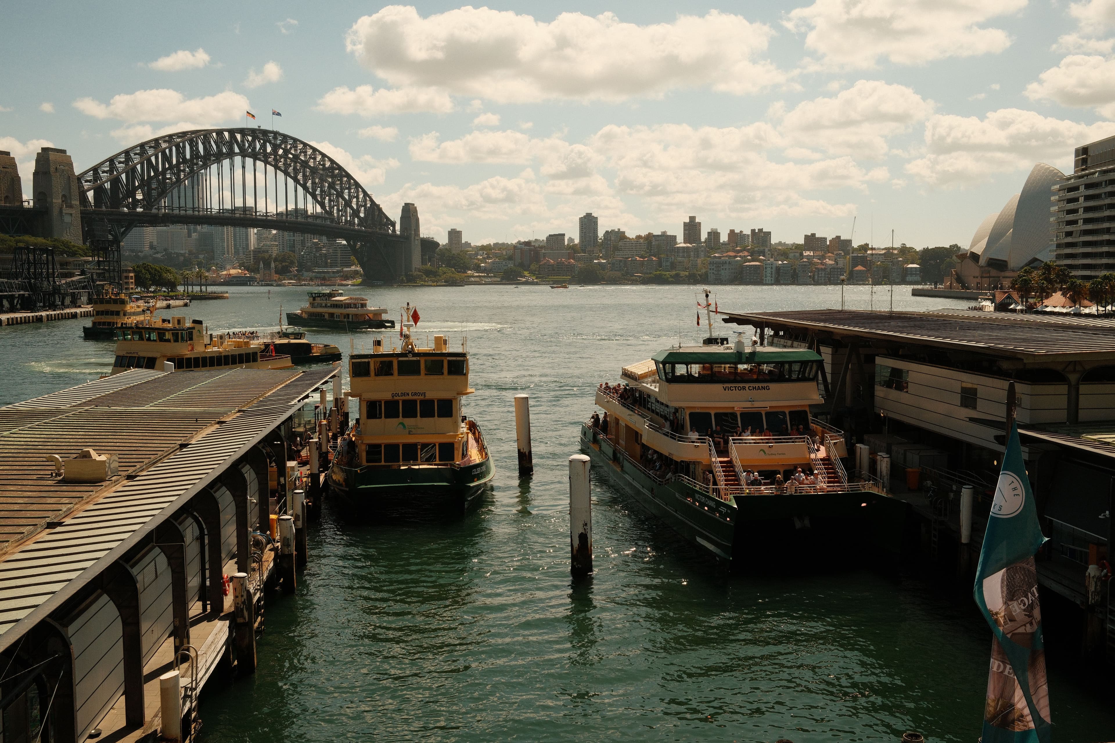 Circular Quay ferries and harbour