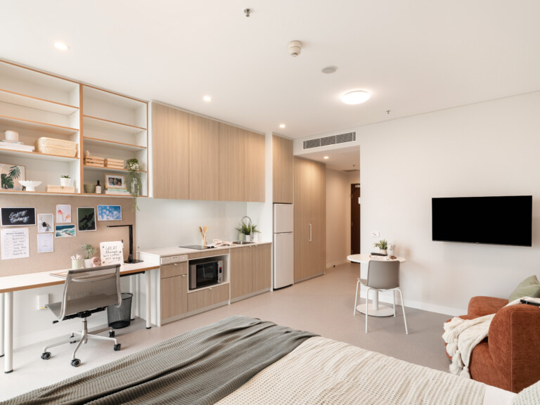 Furnished Studio closed to USYD&UTS